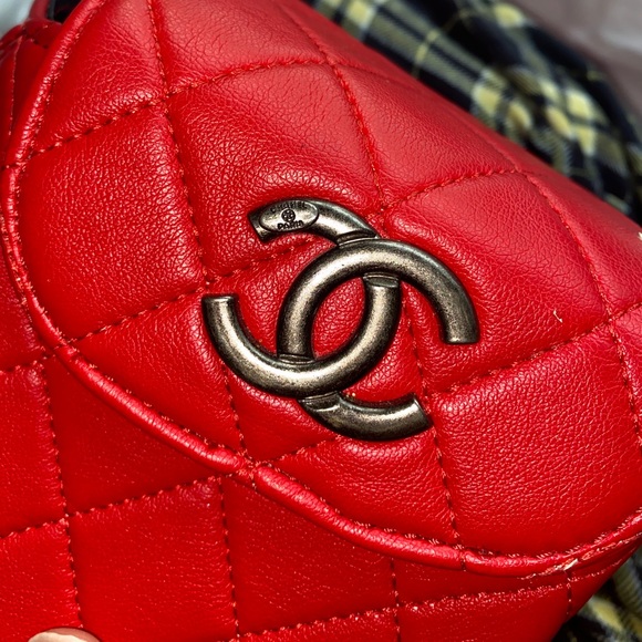 CHANEL Y2K BOX CROSSBODY BAG - Picture 5 of 7